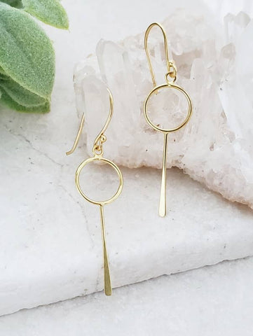 Sosie Designs - #5487 Gold Circle Paddle Earrings