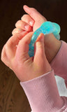 Feelzies - Feelzies™ Original Squishy Bracelet: Winter Wonderland
