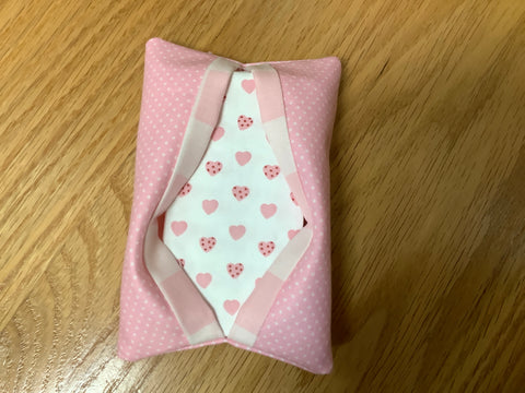 Tissue Holder by Carol