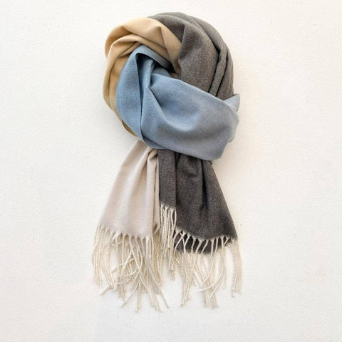 Winding River -Gray / White Tri-tone Reversible Wrap