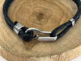 Square Twist Bracelet: Medium / Black matte leather