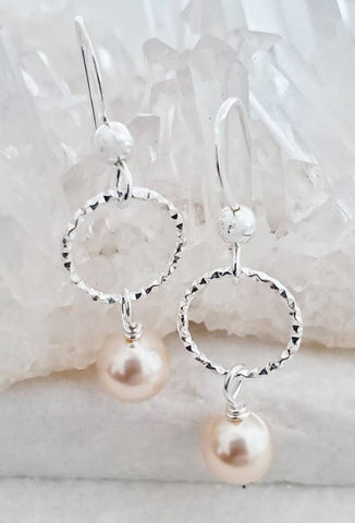 Sosie Designs - Diamond Cut w/ Crystal Pearls Earrings - Peach
