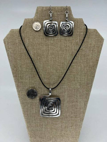 The Artist Jay - Spiral Square: Earrings