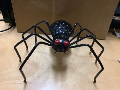 Large Tin Spider MHP1035