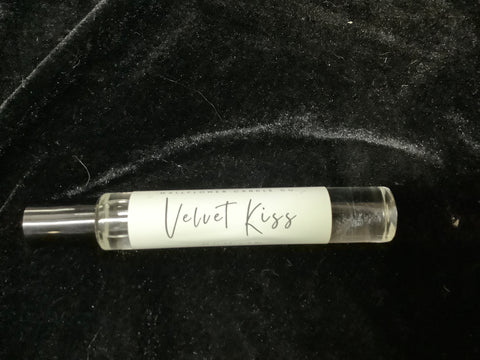 Roll on Perfume “Velvet Kiss” by Wallflower