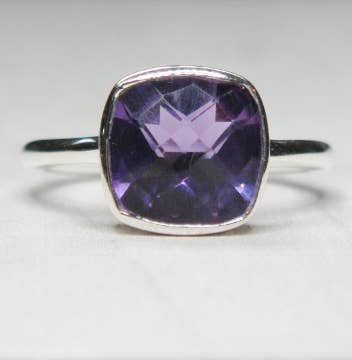 Sosie Designs - Amethyst Cushion Ring in Sterling Silver: 8