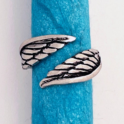 Basic Spirit - Angel Wings Adjustable Ring