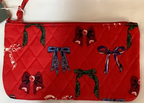 VB Zip Wristlet in Bow Mosaic