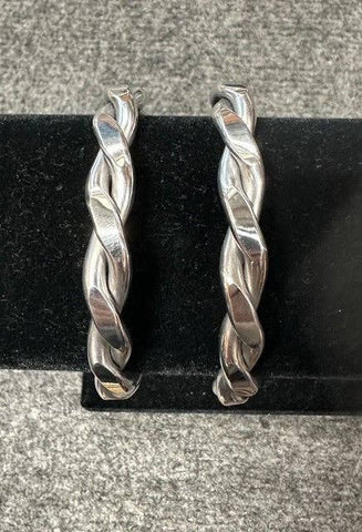 The Artist Jay - Bold Twisted Bracelet: Small for 7 inch wrist