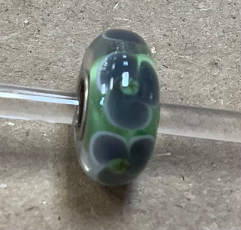 Troll Unique Green Bead with Gray Flowers