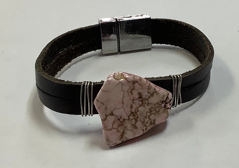Black Leather Bracelet with a Pink Quartz-Like Stone MKD