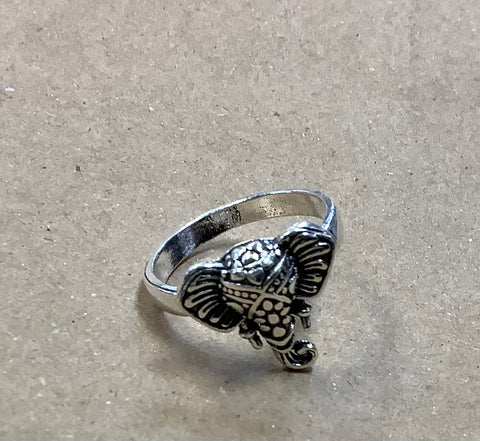 Elephant ring size 7.75
