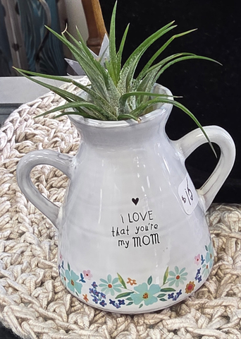 Artisan Bud Vase.   I Love That You’re My Mom. Natural Life.
