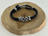 Squiggle Twist Bracelet: Small / Black matte leather
