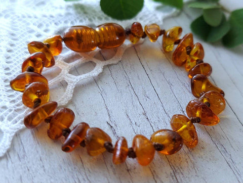 Amber Auksas - Polished Cognac Baltic Amber Bracelet w/ Tag Cert GIA: Four & a half inches